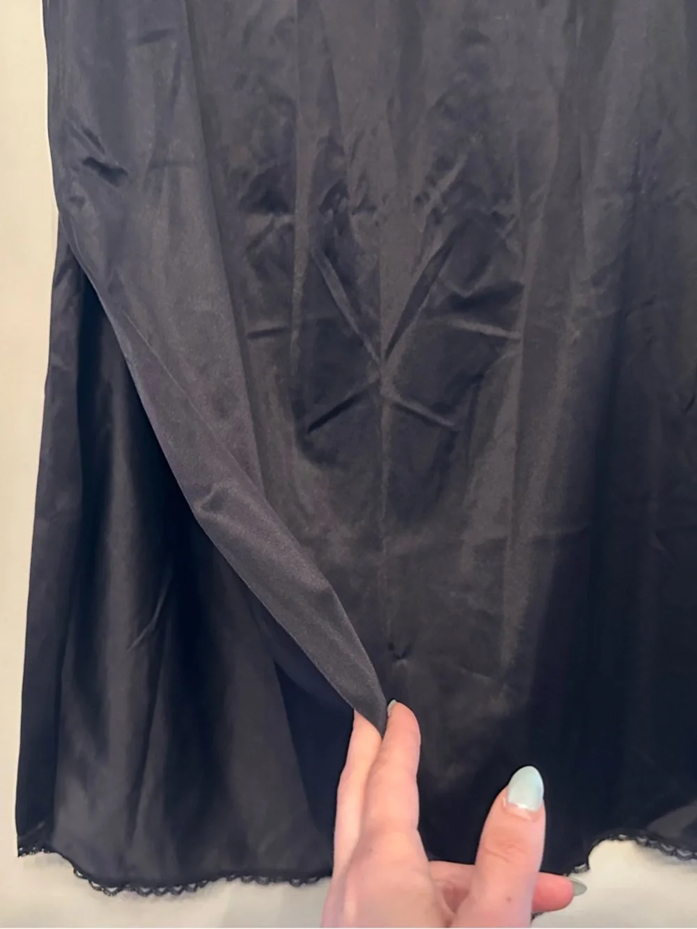 Vintage 90’s/Y2K Vanity Fair Black Half Slip with Lace Trim Size Medium - Picture 5 of 7